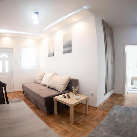 Apartman Tea 2 Belgrád Kültér fotó