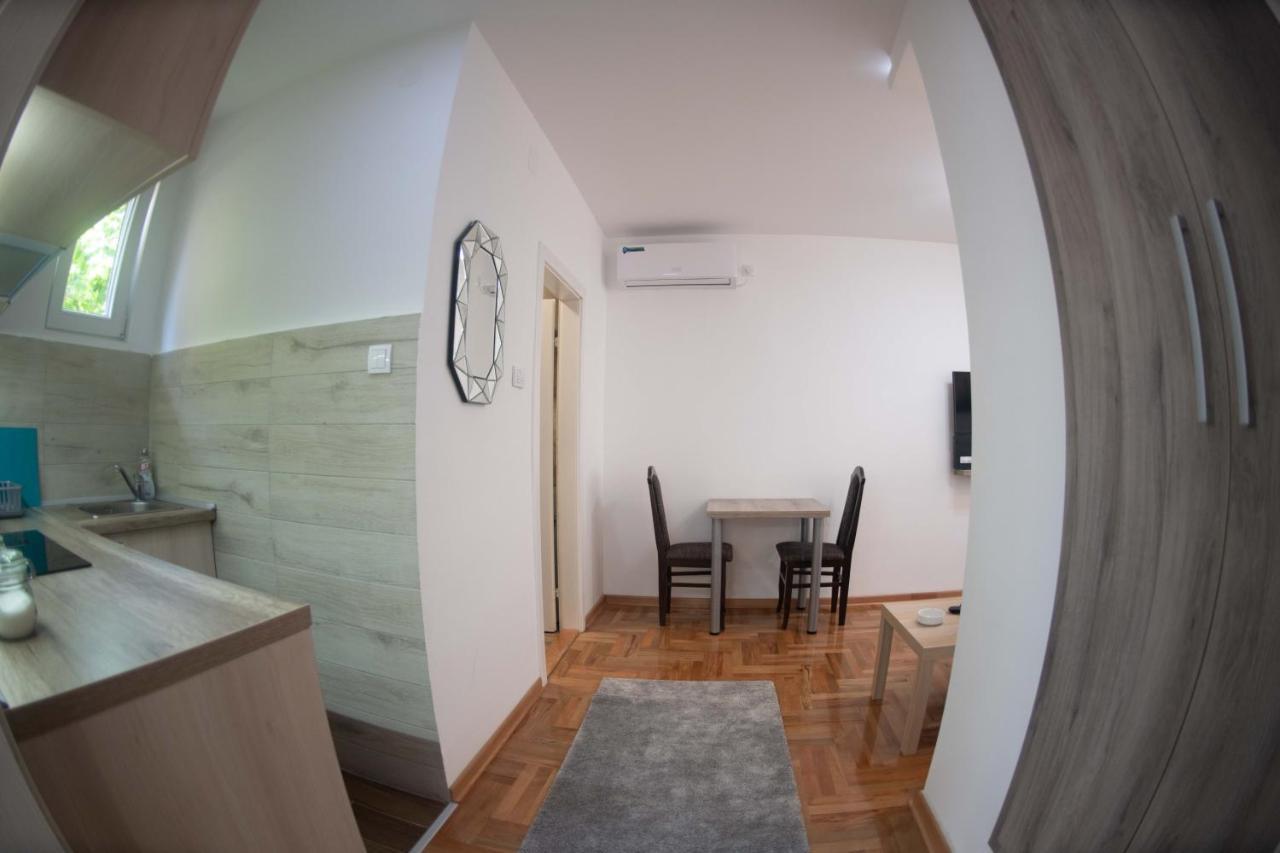 Apartman Tea 2 Belgrád Kültér fotó